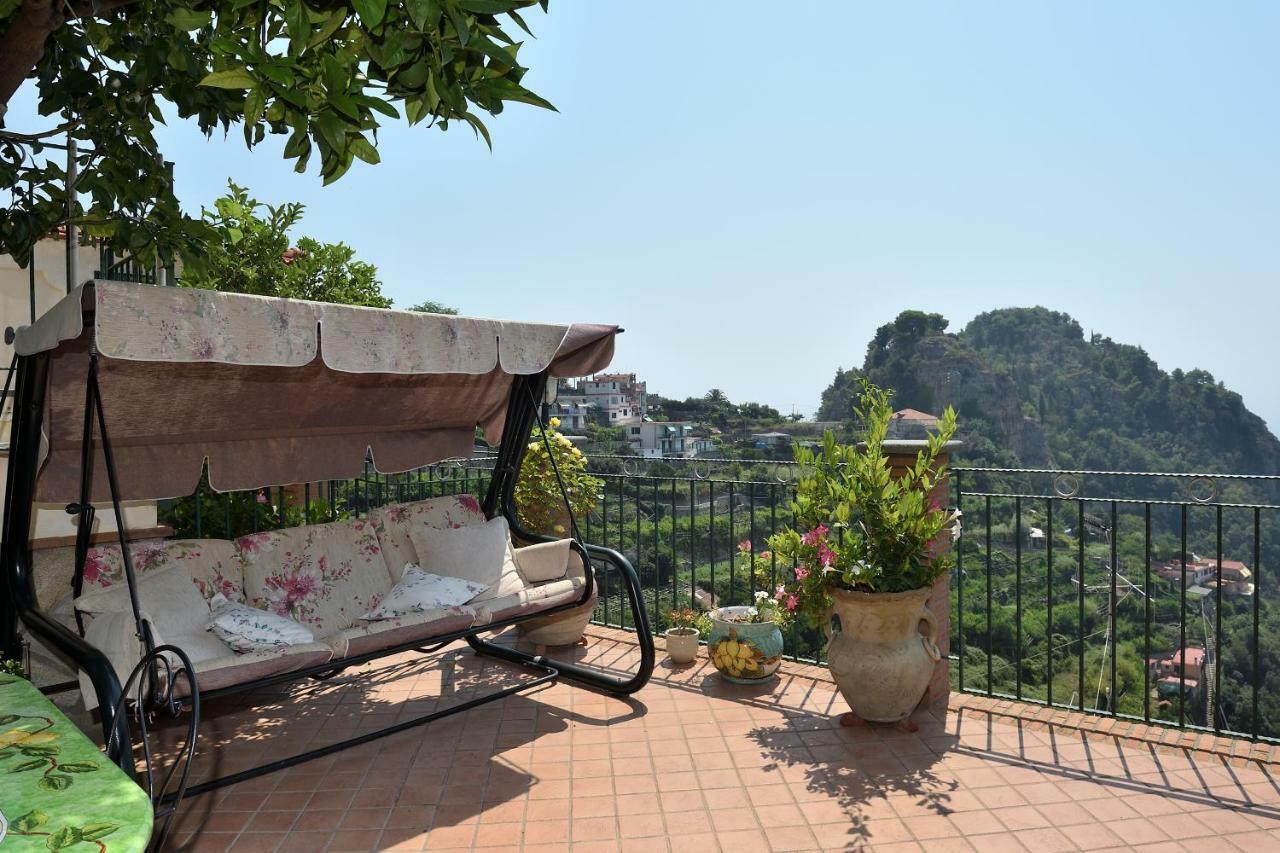 Pontone On The Sea Apartment Scala Dış mekan fotoğraf
